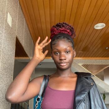 Babysitter in Seixal: Janete