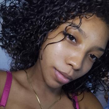 Babá em Maceió: Samyra
