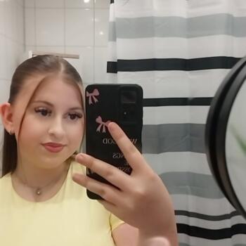 Babysitter Mönchengladbach: Angelina