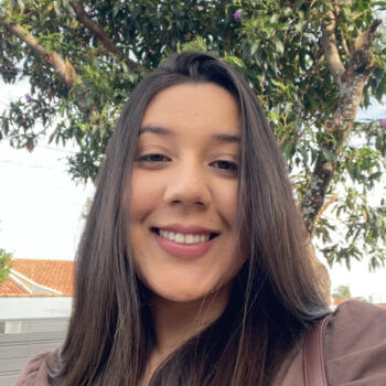 Babysitter in Araraquara: Isadora