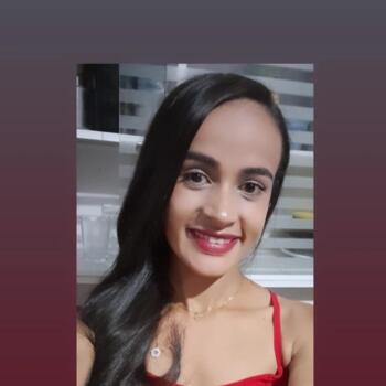 Babysitter in Santana de Parnaíba: Elisângela