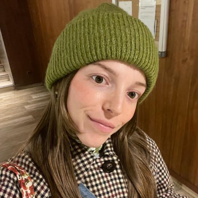 Babysitter in Almada: Isabel