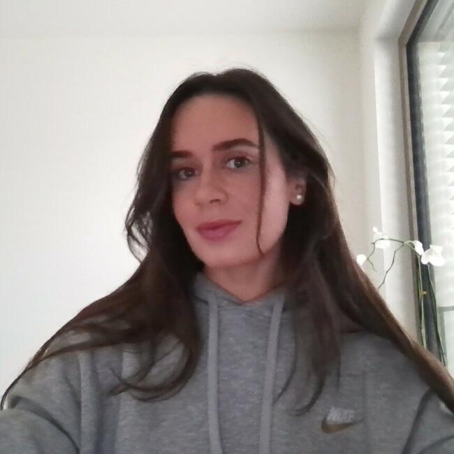 Babysitter in Luxemburg: Agathe