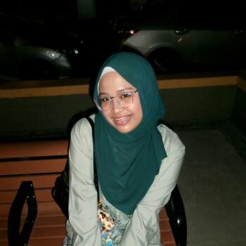 Babysitter in Singapore: Izzah