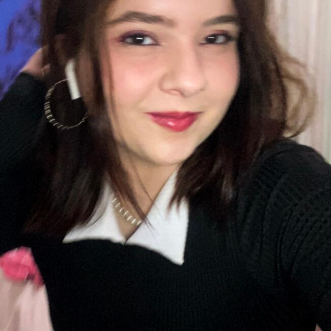 Babá em Resende: Hillary Caroline