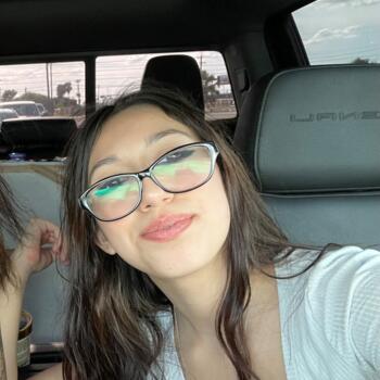 Babysitter in Edinburg (Texas): Hayden