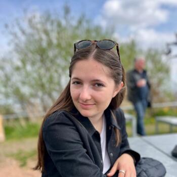 Babysitter in Poisy: Jade