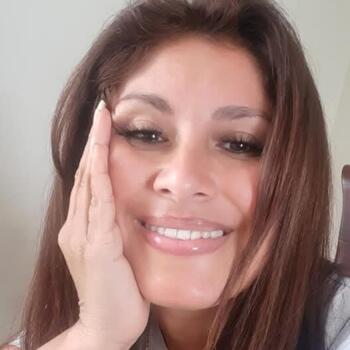Babysitter in Paris: Johana Alison