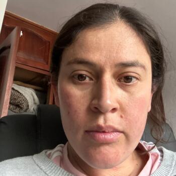 Trabajo de cuidador(a) en Ambato: trabajo de niñera Ivonne