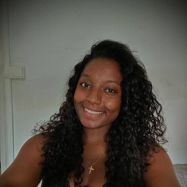 Babysitter in La Ferté-Imbault: Laëticia