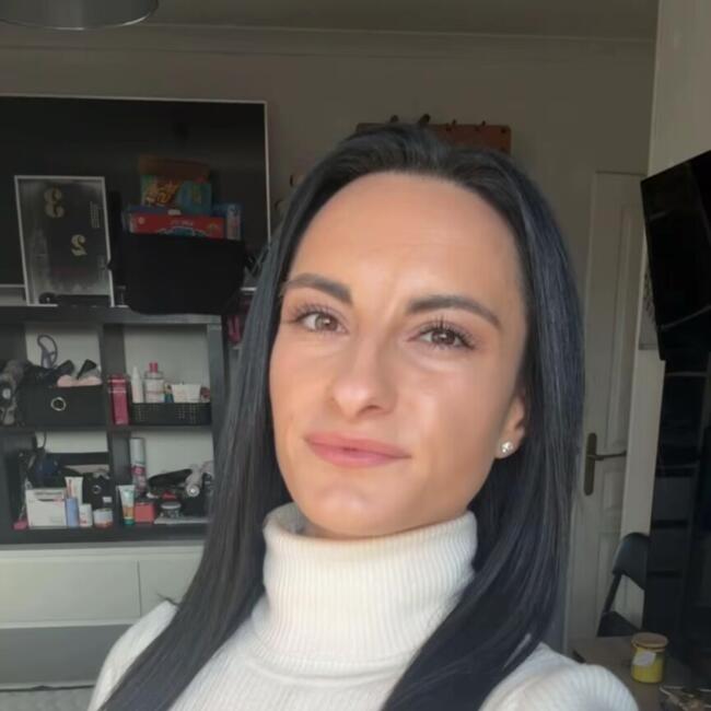 Babysitter in Anderlecht: Alicia
