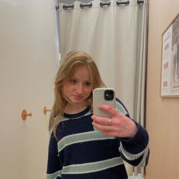 Baby-sitter Hem: Lily