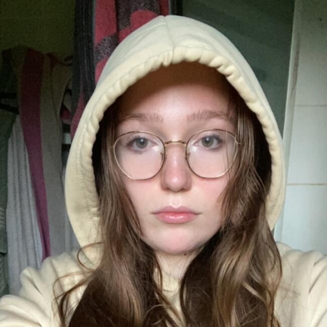 Babysitter in Pierrefitte-en-Auge: Clémence