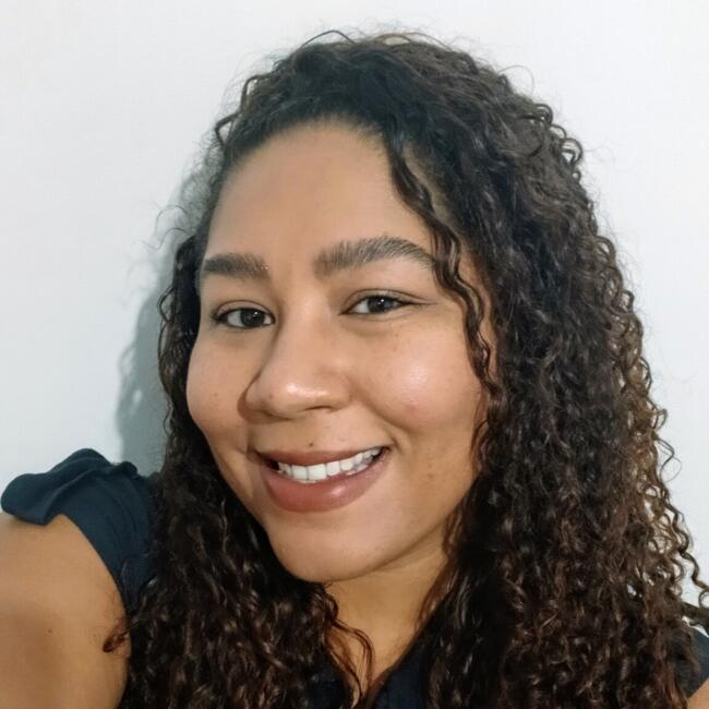 Babysitter in Porto Seguro: Daiane