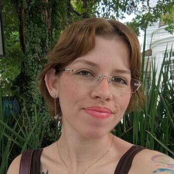 Babysitter Blumenau: Letícia