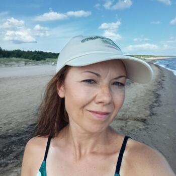 Babysitter in Ampuero: Natalia