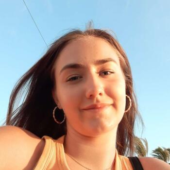 Babysitter in Ollioules: Aude