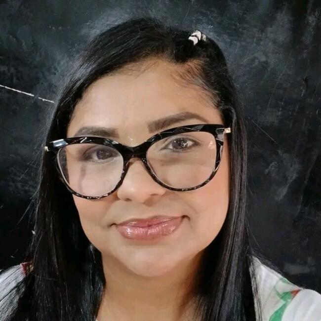 Babysitter in Medellín: Julia johanna