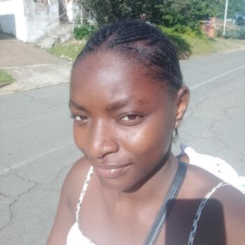 Babysitter in Roodepoort: Nomqhele