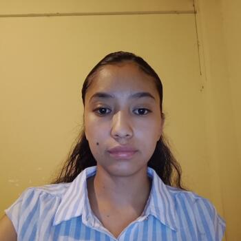 Babysitter in Guayaquil: Conny