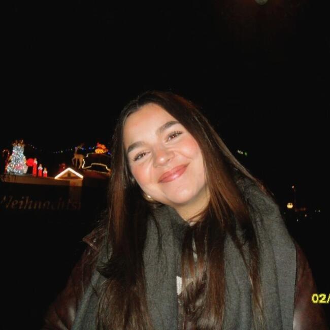 Babysitter in Edingen-Neckarhausen: Lisa