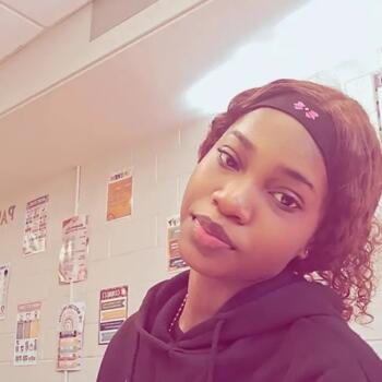 Babysitting job in East Orange: babysitting job Gredjouly