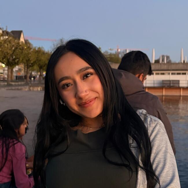 Babysitter a Zollikon: Maria Paula