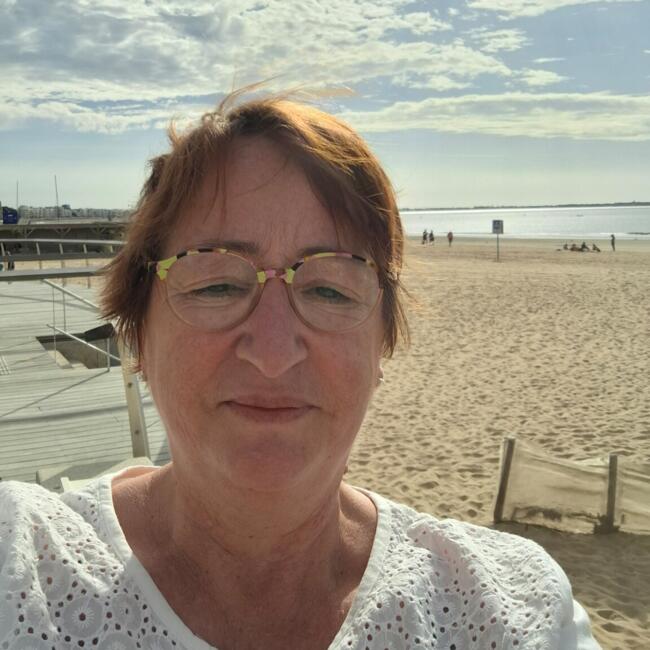 Babysitter in Sint-Genesius-Rode: Nathalie