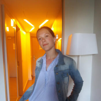 Babysitter Colombes: Eve