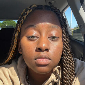 Babysitter em Sintra: Aliska Gonçalves