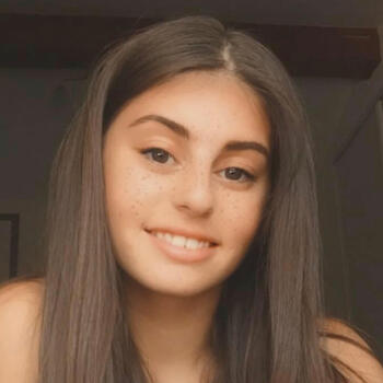 Babysitter in Saint-Didier-sur-Chalaronne: Manon