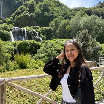 Babysitter in Camaiore: Yousra