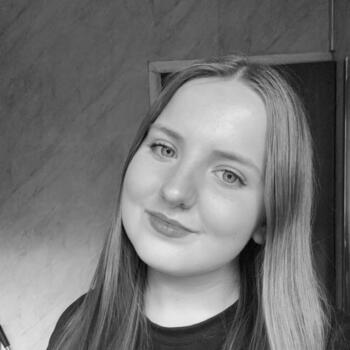 Babysitter Senghenydd: Ceri