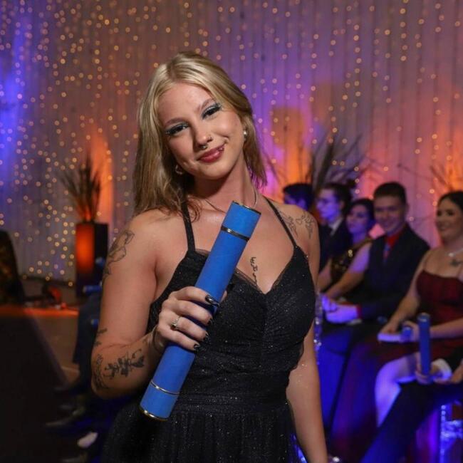 Babá em Porto Alegre: Sthefany