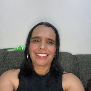 Babá Montes Claros: Adriana