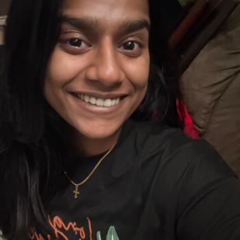 Baby-sitter in Barrie: Niya