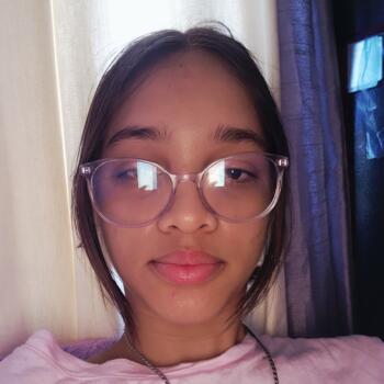 Babysitter in The Bronx: Dayra