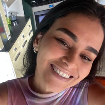 Babysitter in São Paulo: Daniela