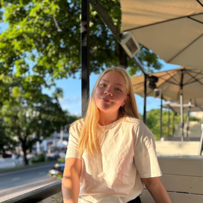 Babysitter in Paimio: Britney