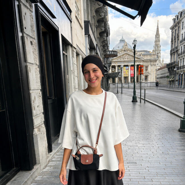 Babysitter in Brussels: Ines