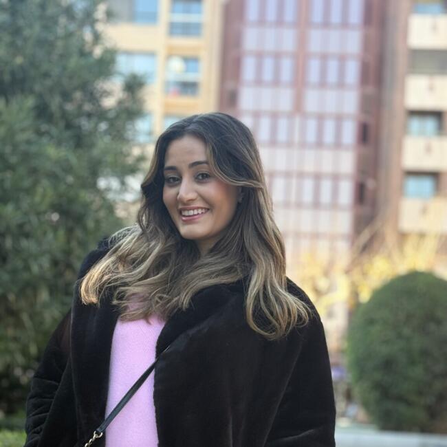 Babysitter in Cenon: Sara