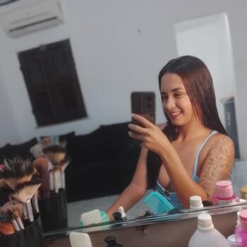 Babá Fortaleza: Lavyniademedeiroslino