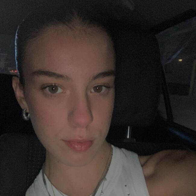 Babysitter in Pátrai: Φενια