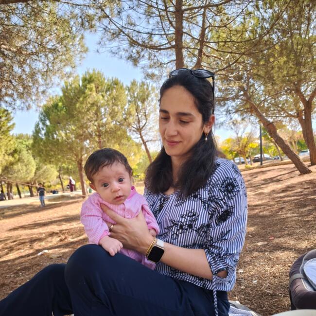 وظيفة جليسة أطفال في عمّان: Alya