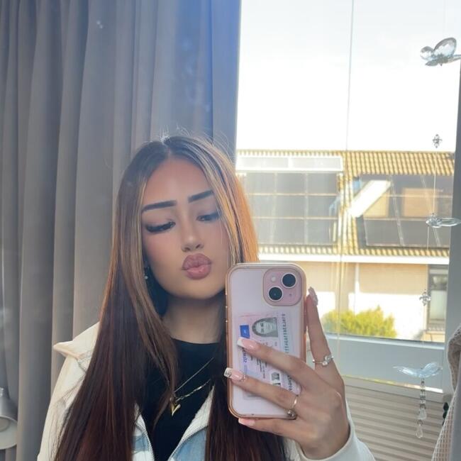 Babysitter in IJsselstein: Feline