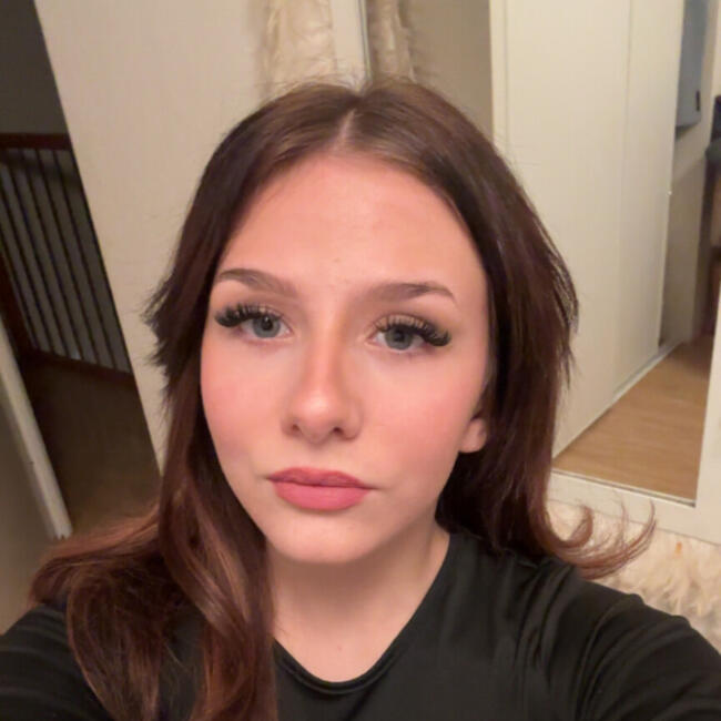 Babysitter in Malay-le-Grand: Joanne