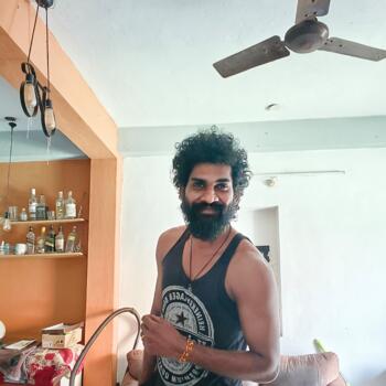 माता-पिता कोयंबतूर: Karthik