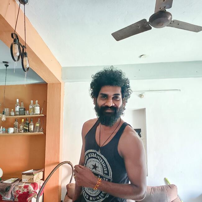 कोयंबतूर में बेबीसिटिंग की नौकरी: Karthik