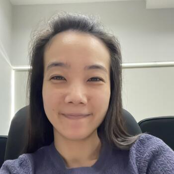 Babysitter in Singapore Island: Akina