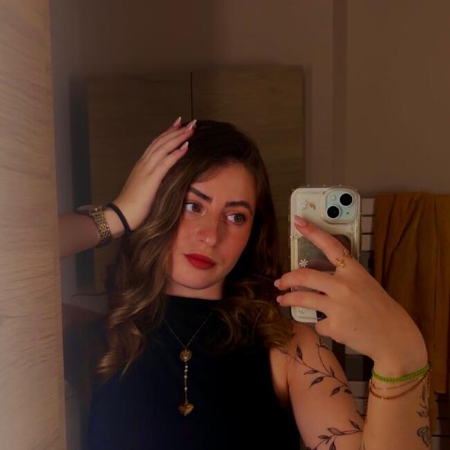 Babysitter in Clermont-Ferrand: Flavie